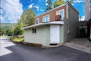 Budova, kde se prázdninový dům nachází