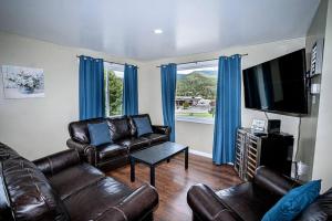 Posezení v ubytování Cozy retreat close to Silver Mountain