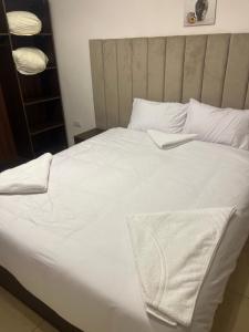 Letto o letti in una camera di King Badr pyramids