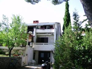 Gallery image of Pine Wood Oasis Apartments in Bol