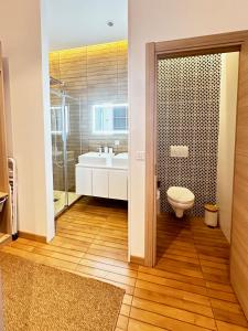 Ένα μπάνιο στο Triplex proche de Paris-Bercy