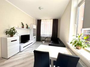 Posedenie v ubytovaní OSapart Beautiful apartment in a complex Semycvit