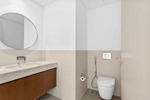 Vannituba majutusasutuses Your beachfront luxe escape experience - Suiteable