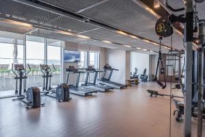 Spordikeskus ja/või sportimisvõimalused majutusasutuses Your beachfront luxe escape experience - Suiteable