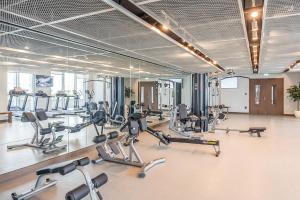 Spordikeskus ja/või sportimisvõimalused majutusasutuses Your beachfront luxe escape experience - Suiteable