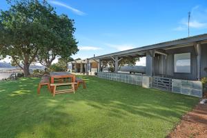 Zahrada ubytování Lake Access - Mansfield - Sleeps 12