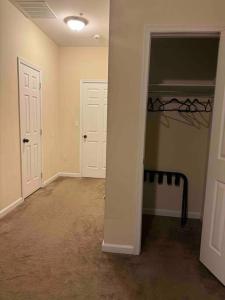 Fotografie z fotogalerie ubytování Charming Bedroom & Parking ve Washingtonu