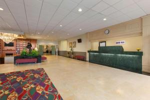 Gallery image of Park Inn By Radisson Sharon in West Middlesex