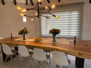 Fotografie z fotogalerie ubytování Luxury Finca el Ensueño, casa entera, con Sauna, Jacuzzi, BBQ y Caballos v destinaci Tenjo