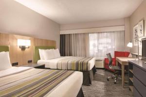 Galeriebild der Unterkunft Country Inn & Suites by Radisson, Williamsburg East Busch Gardens , VA in Williamsburg