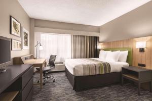 Galeriebild der Unterkunft Country Inn & Suites by Radisson, Williamsburg East Busch Gardens , VA in Williamsburg + 22 Fotos