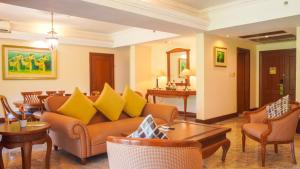 Posezení v ubytování Lorin Solo Hotel
