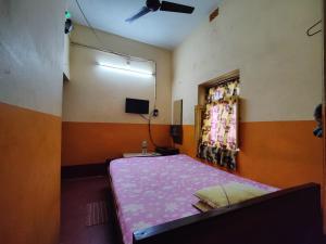TV a/nebo společenská místnost v ubytování Monalisa Lodge