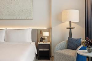 Deluxe Room King - Complimentary Lagoon Access
