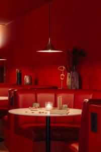 Χώρος καθιστικού στο Eden Hotel Amsterdam +139 φωτογραφίες