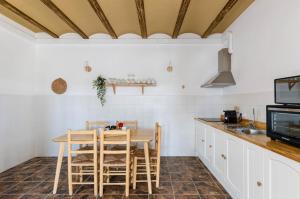 Kjøkken eller kjøkkenkrok på Agroturismo El Limonar 4, YourHouse