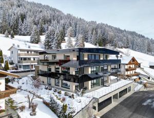 Timeless Dolomites Apartments v zimě