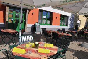 Restaurace v ubytování Gasthof zur Linde