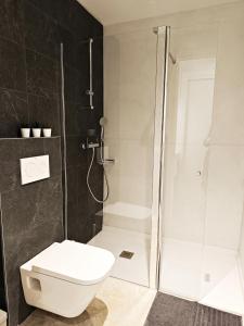 ARIQUS Fira Apartments的一间浴室