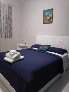Uma cama ou camas num quarto em Villa Ada Luxury Retreat