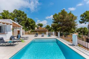 Bazén v ubytování Villa Anna - PlusHolidays nebo v jeho okolí