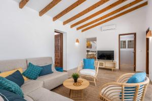 TV a/nebo společenská místnost v ubytování Villa Anna - PlusHolidays