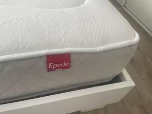 Φωτογραφία από το άλμπουμ του 1 chambre d'hôte moderne au calme à 15mn du Puy du Fou σε Mortagne-sur-Sèvre