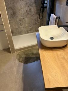Koupelna v ubytování Apartman Zadar Centar(free parking and wi-fi)