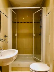 Ванна кімната в Joy City Stay Victoriei 3-18