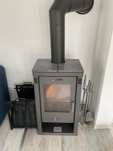 Fotografie z fotogalerie ubytování Premium-Doppelferienhaus mit 2 Wohnungen mit Sauna, Whirlpool v destinaci Boiensdorf