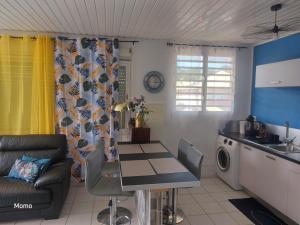 Φωτογραφία από το άλμπουμ του Turquoise σε Καγιέν