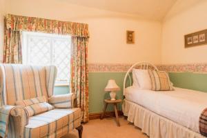 Гостиная зона в Traditional English country 4 bed cottage near Chester - For 7 people