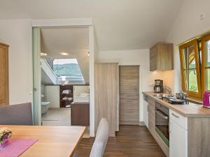 Η κουζίνα ή μικρή κουζίνα στο Bio-Kinderbauernhof Wilmershof +12 φωτογραφίες