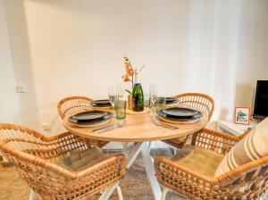 Fotografie z fotogalerie ubytování Cervantes Apartment by Hello Homes Sitges v destinaci Sitges