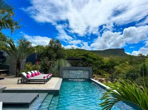 Bazén v ubytování Villa Barriguda - Casa Dracena em Chapada Diamantina nebo v jeho okolí