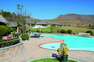 Gallery image of Gooderson Leisure Fairways Self Catering and Timeshare Gold Crown Resort in Drakensberg Garden