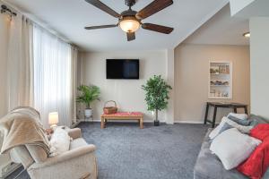 A seating area at Charming Crookston Home Walk to Downtown!