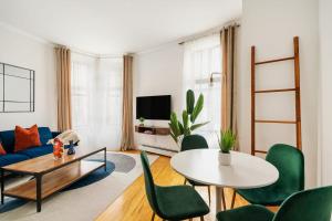 Seating area sa 139-2W Prime west village Furnished 2BR Best value