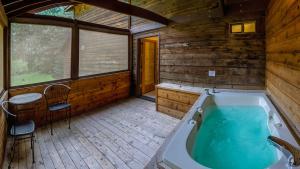 Fotografie z fotogalerie ubytování Green Springs Inn v destinaci Ashland