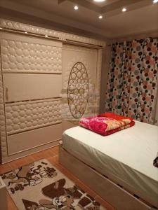 Katil atau katil-katil dalam bilik di شقه اطلاله ساحره في اجمل الاماكن فيو بحر