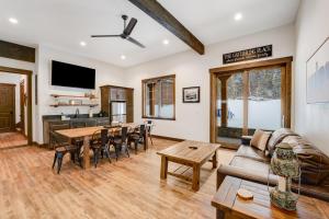 Μια τηλεόραση ή/και κέντρο ψυχαγωγίας στο La Tierra Lodge