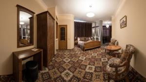 Зона вітальні в Premium Hotel