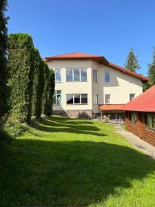 Zahrada ubytování Guest House Podobovets 2000