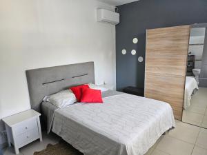 Voodi või voodid majutusasutuse Villa du marquis avec piscine toas