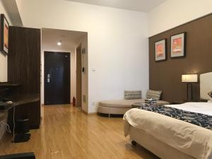Gallery image of Yunying International ApartHotel Shenzhou Road Metro Exit A Branch - Free Shuttle Bus to Canton Fair Complex During Canton Fair Period in Guangzhou