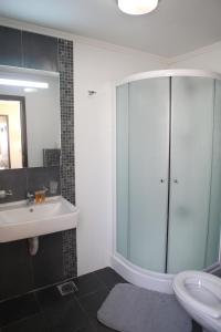 Koupelna v ubytování Dreams Suites