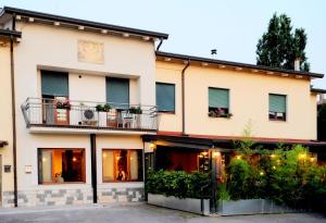 Afbeelding uit fotogalerij van Appartamento Lago in Peschiera del Garda