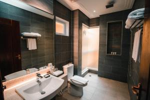 Koupelna v ubytování Sokchea Kampot Hotel