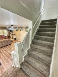 Φωτογραφία από το άλμπουμ του Modern Luxe 3BR 1BA with Bar 7 στο Κολόμπους