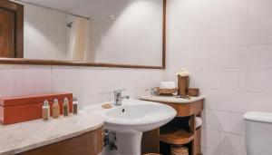 A bathroom at Inya Lake Hotel Yangon